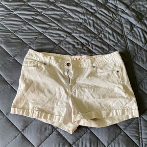 Elle White Denim Shorts